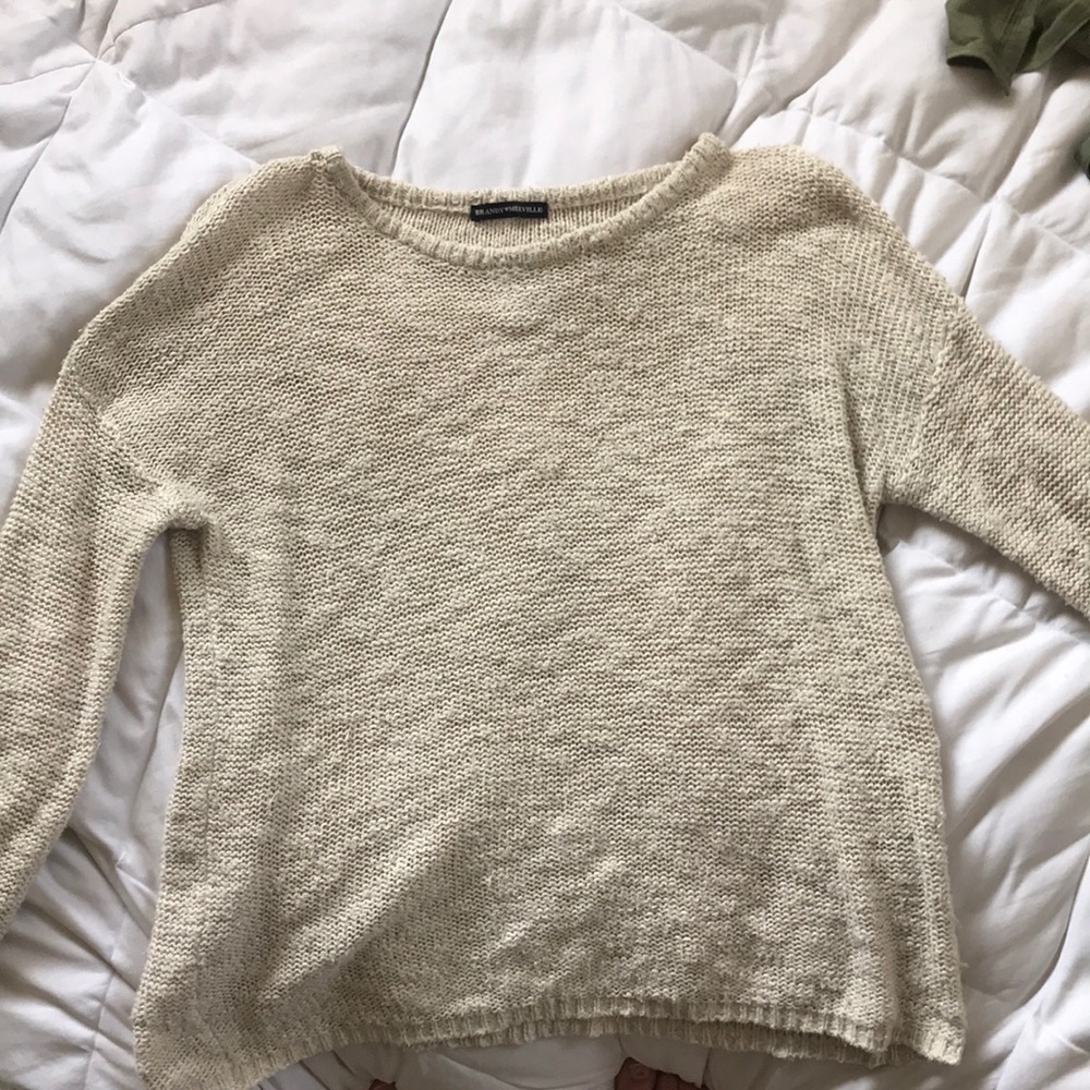Brandy Melville S cream sweater